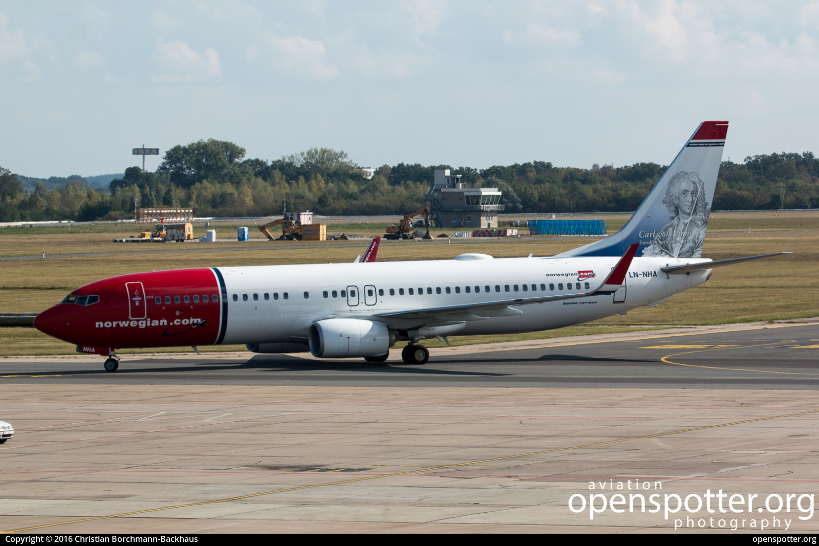 LN-NHA - Norwegian Air Shuttle Boeing 737-8JP(WL) at Berlin-Schönefeld International Airport (SXF/EDDB) taken by Christian Borchmann-Backhaus | openspotter.org | ID: 45989