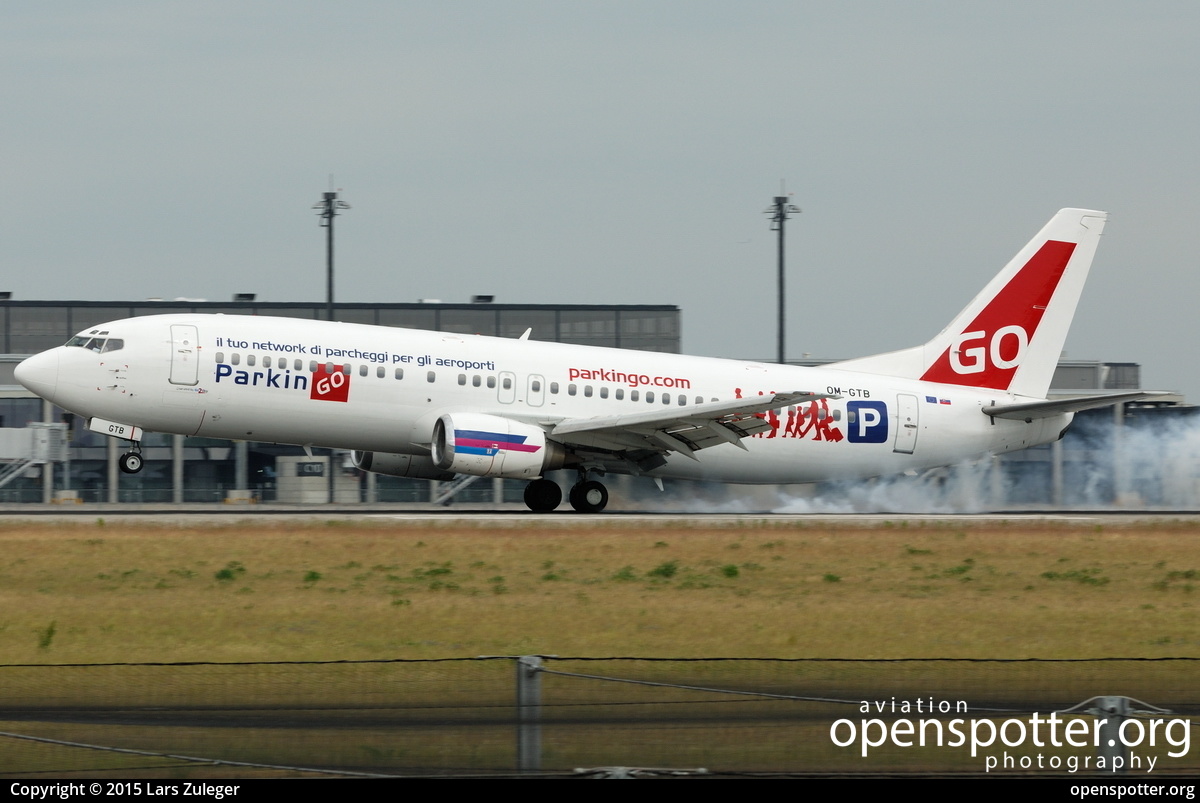 OM-GTB - Go2Sky Boeing 737-49R at Berlin-Schönefeld International Airport (SXF/EDDB) taken by Lars Zuleger | openspotter.org | ID: 25746