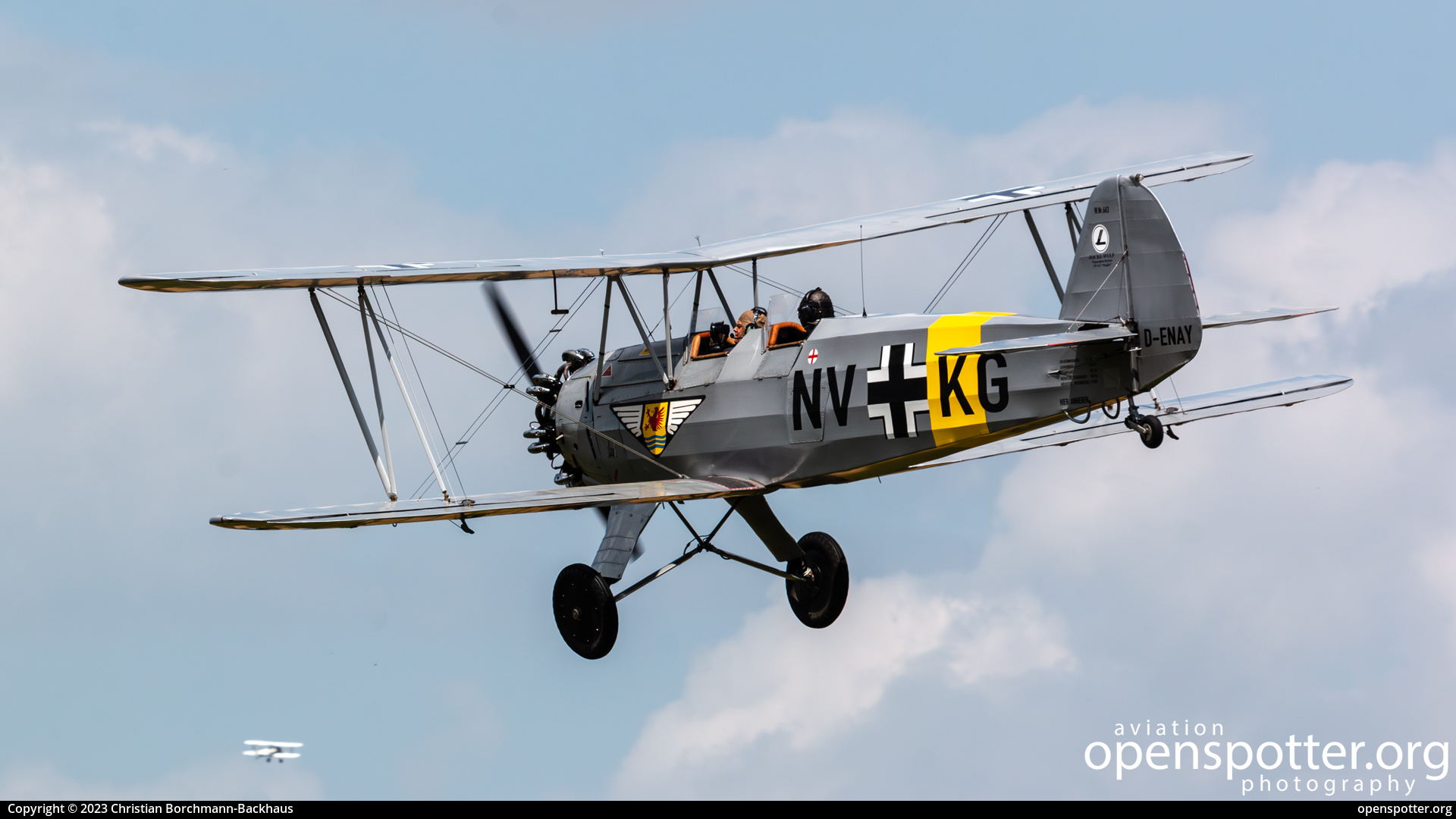 D-ENAY - Private / Untitled Focke-Wulf Fw-44J Stieglitz at Flugplatz Bienenfarm (EDOI) taken by Christian Borchmann-Backhaus | openspotter.org | ID: 88879