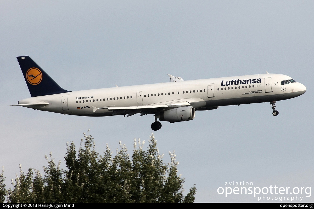 D-AIRK - Lufthansa Airbus A321-131 at Berlin-Tegel Airport (TXL/EDDT) taken by Hans-Jürgen Mind | openspotter.org | ID: 8821