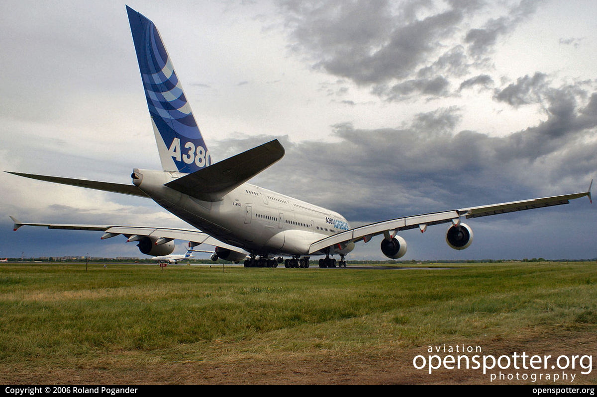 F-WWDD - Airbus Industrie Airbus A380-861 at Berlin-Schönefeld International Airport (SXF/EDDB) taken by Roland Pogander | openspotter.org | ID: 2805