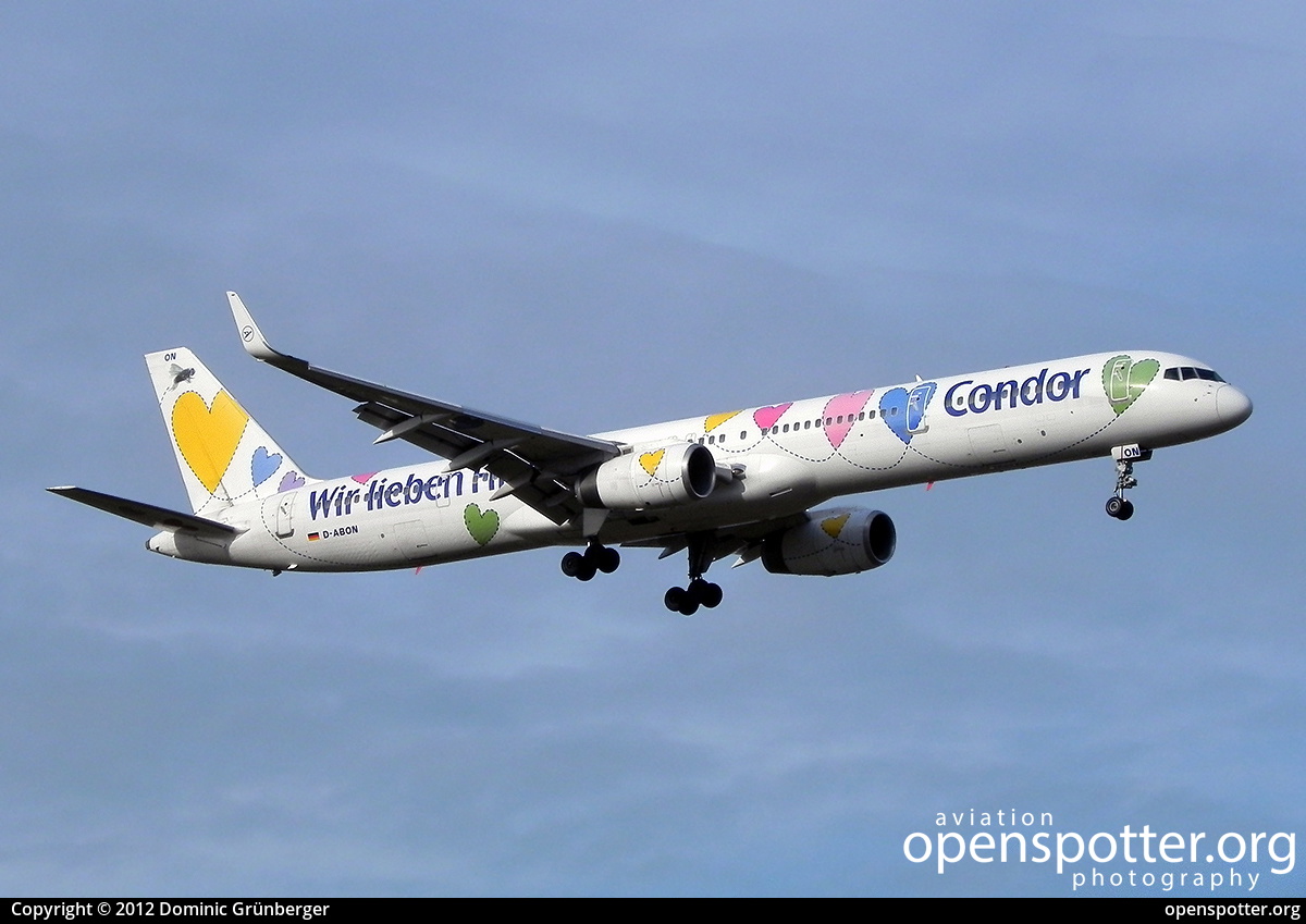 D-ABON - Condor Boeing 757-330(WL) at Berlin-Schönefeld International Airport (SXF/EDDB) taken by Dominic Grünberger | openspotter.org | ID: 7534