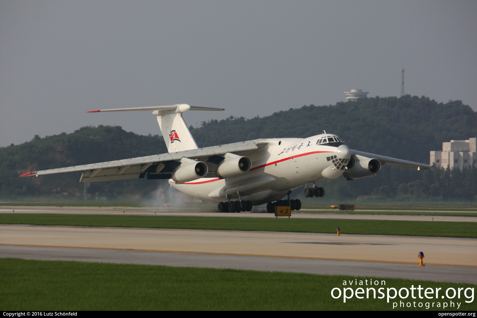 P-913 - Air Koryo Ilyushin Il-76MD at Kalma Airport (WOS/ZKWS) taken by Lutz Schönfeld | openspotter.org | ID: 41423