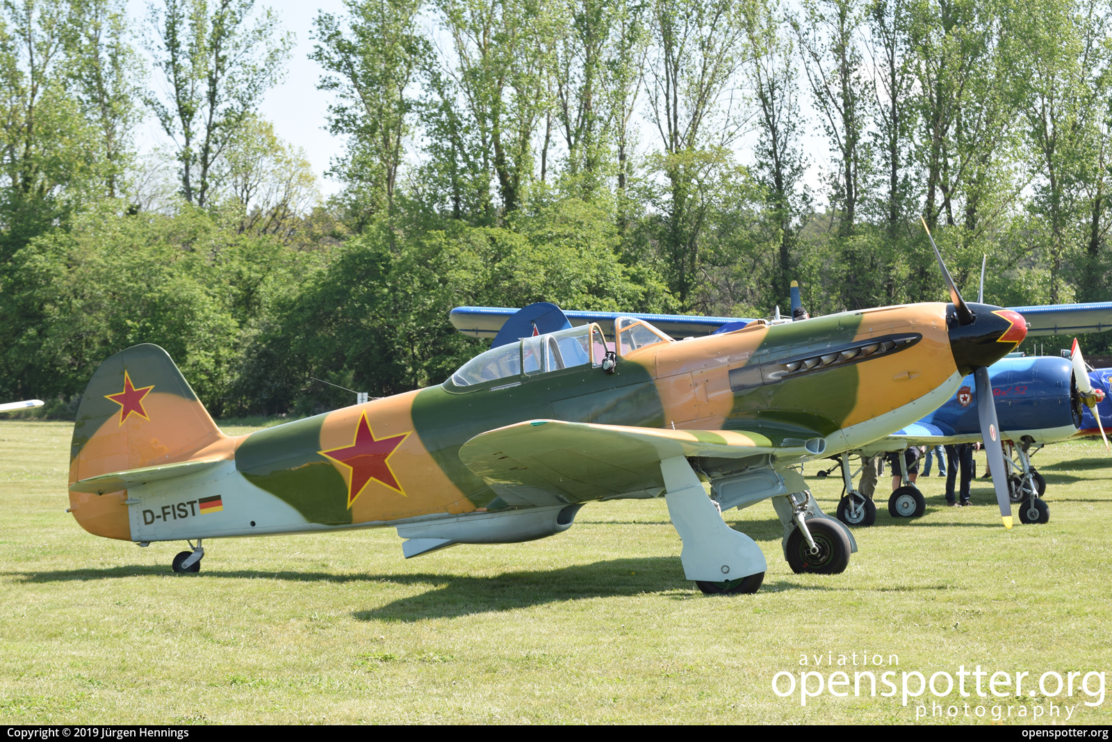 D-FIST - Private / Untitled Yakovlev Yak-9U-M at Flugplatz Bienenfarm (EDOI) taken by Jürgen Hennings | openspotter.org | ID: 61248
