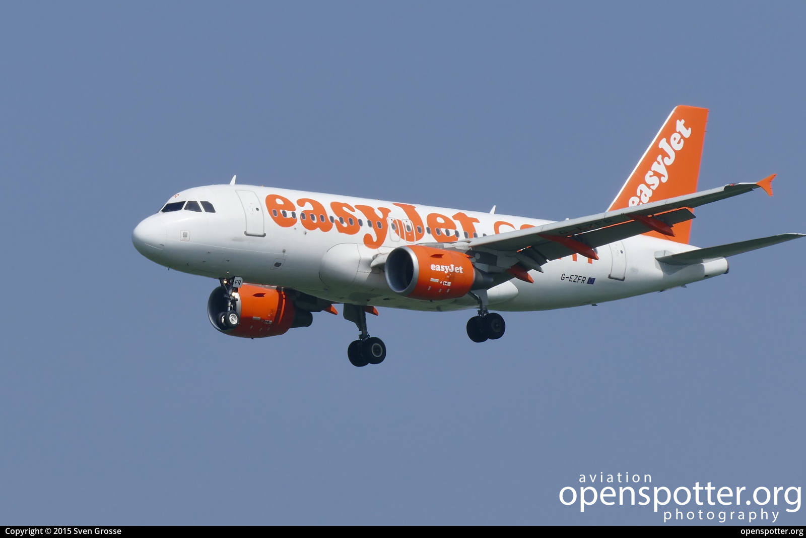 G-EZFR - easyJet Airbus A319-111 at Berlin-Schönefeld International Airport (SXF/EDDB) taken by Sven Grosse | openspotter.org | ID: 39787