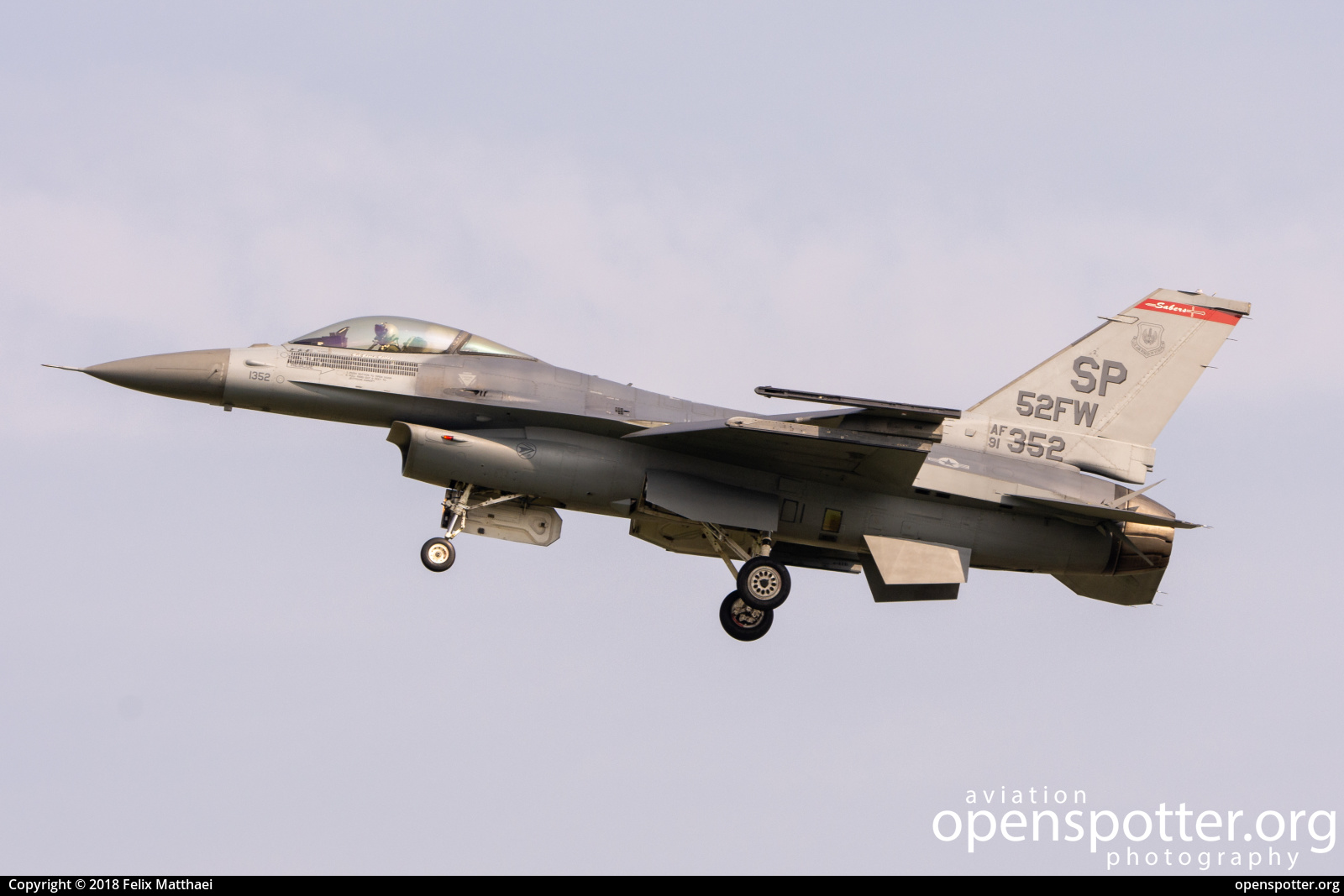 91-0352 - US Airforce (USAF) General Dynamics F-16CJ Fighting Falcon at Berlin-Schönefeld International Airport (SXF/EDDB) taken by Felix Matthaei | openspotter.org | ID: 53250