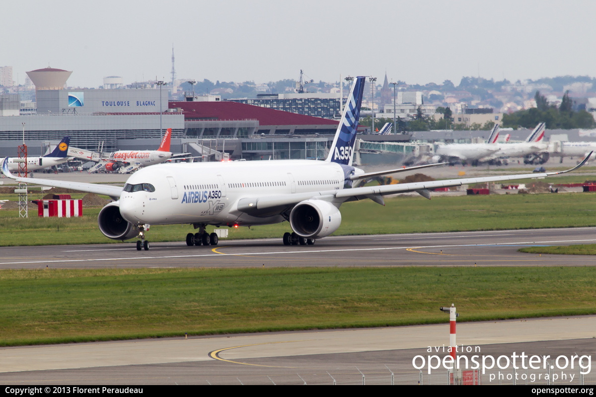 F-WXWB - Airbus Industrie Airbus A350-941 at Toulouse Blagnac International Airport (TLS/LFBO) taken by Florent Peraudeau | openspotter.org | ID: 7402