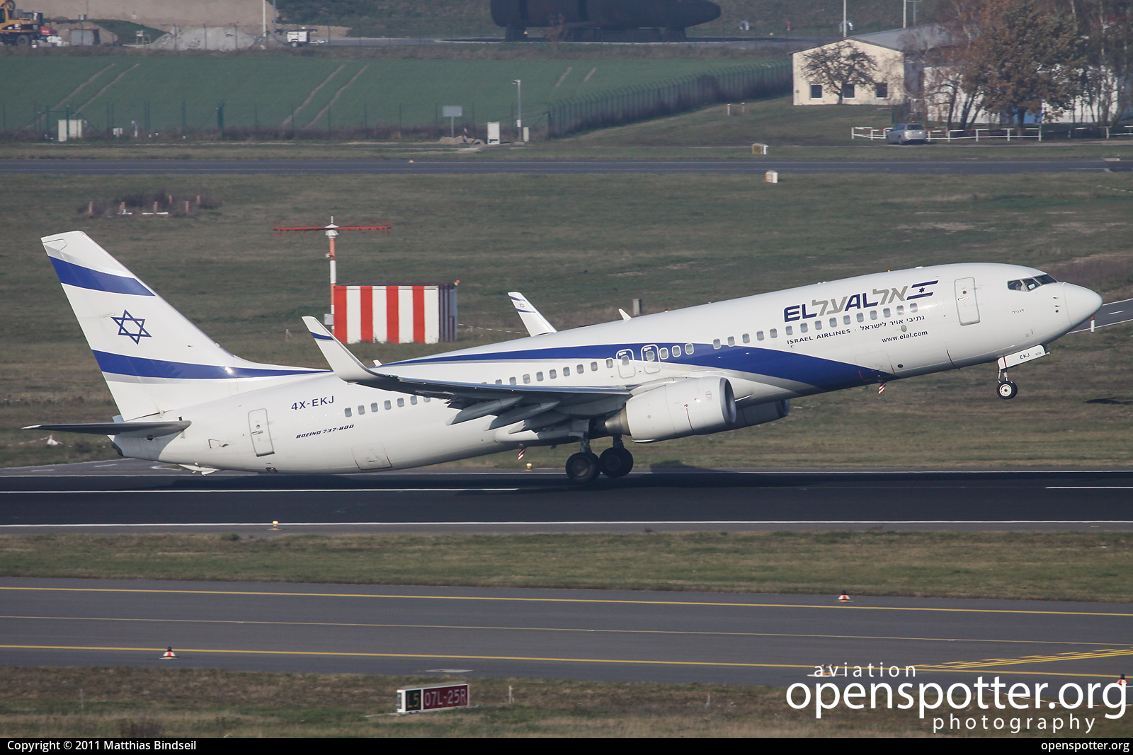 4X-EKJ - El Al Israel Airlines Boeing 737-85P(WL) at Berlin-Schönefeld International Airport (SXF/EDDB) taken by Matthias Bindseil | openspotter.org | ID: 40876
