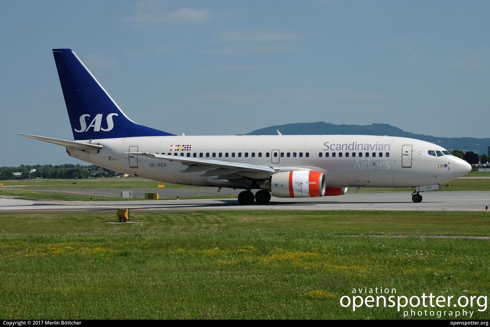 SE-RER - Scandinavian Airlines Boeing 737-7BX at Salzburg Airport (SZG/LOWS) taken by Merlin Böttcher | openspotter.org | ID: 44936