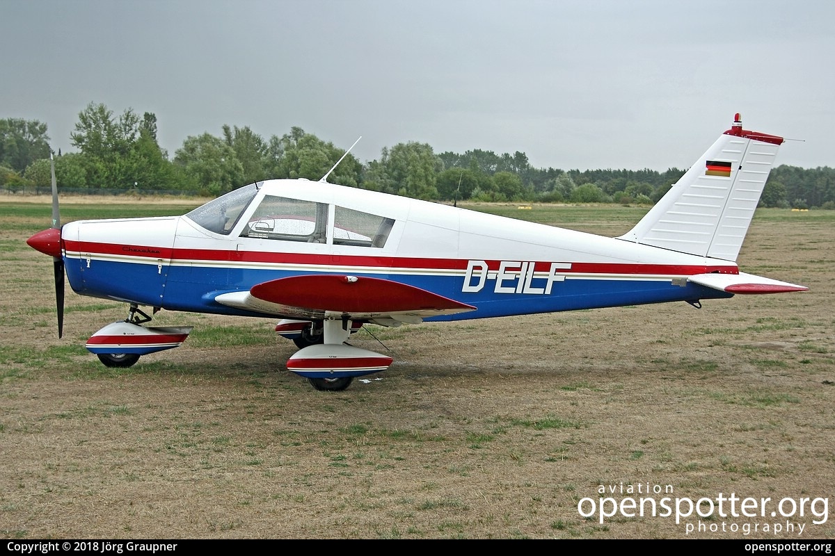 D-EILF - Private / Untitled Piper PA-28-180 Cherokee at Flugplatz Lüneburg (EDHG) taken by Jörg Graupner | openspotter.org | ID: 57435