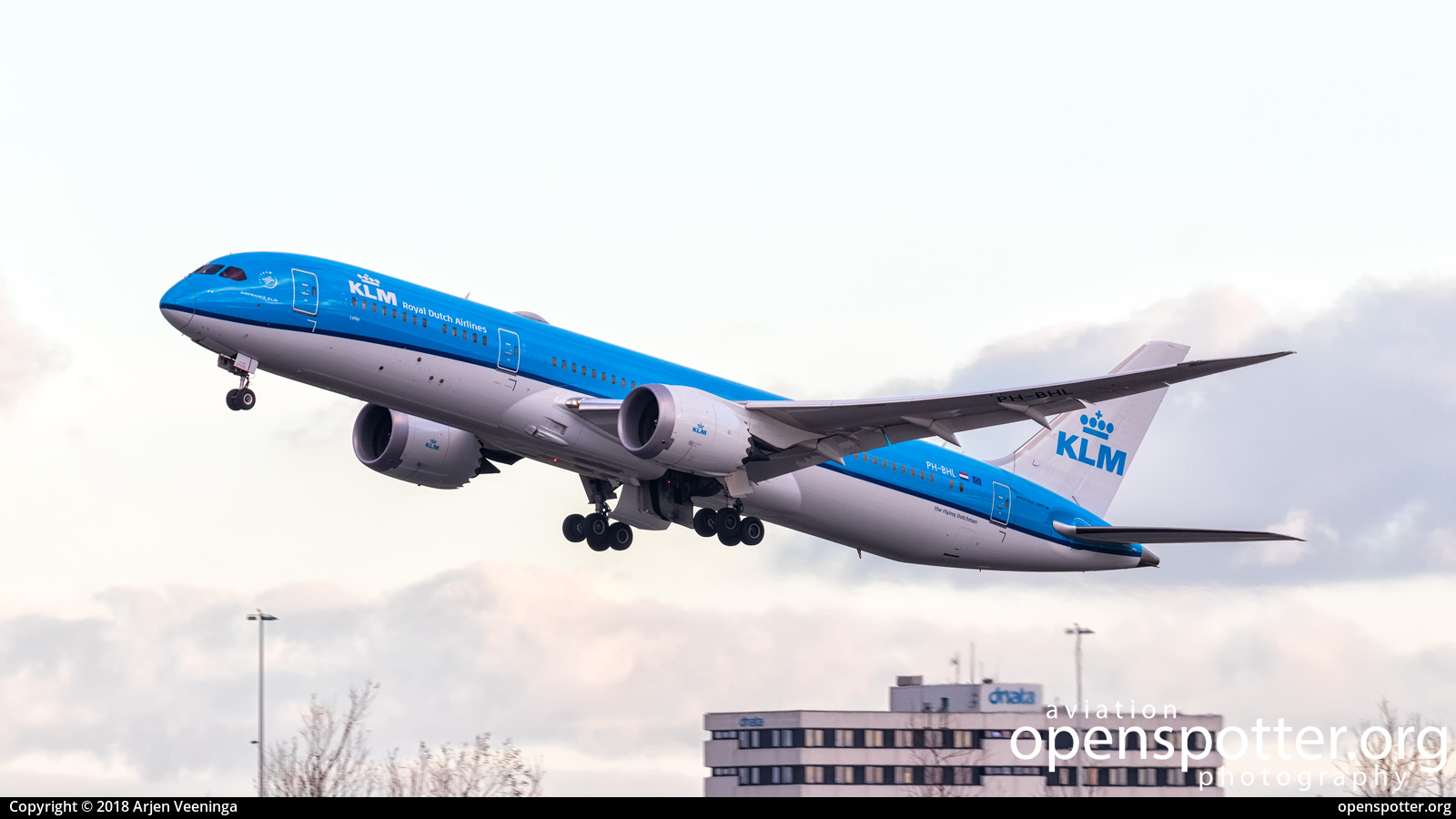 PH-BHL - KLM Royal Dutch Airlines Boeing 787-9 Dreamliner at Schiphol Airport (AMS/EHAM) taken by Arjen Veeninga | openspotter.org | ID: 59114