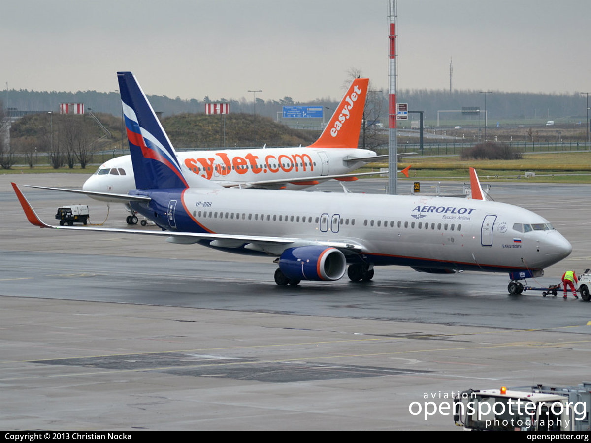 VP-BRH - Aeroflot Russian Airlines Boeing 737-8LJ(WL) at Alta Floresta Airport (AFL/SBAT) taken by Christian Nocka | openspotter.org | ID: 12434