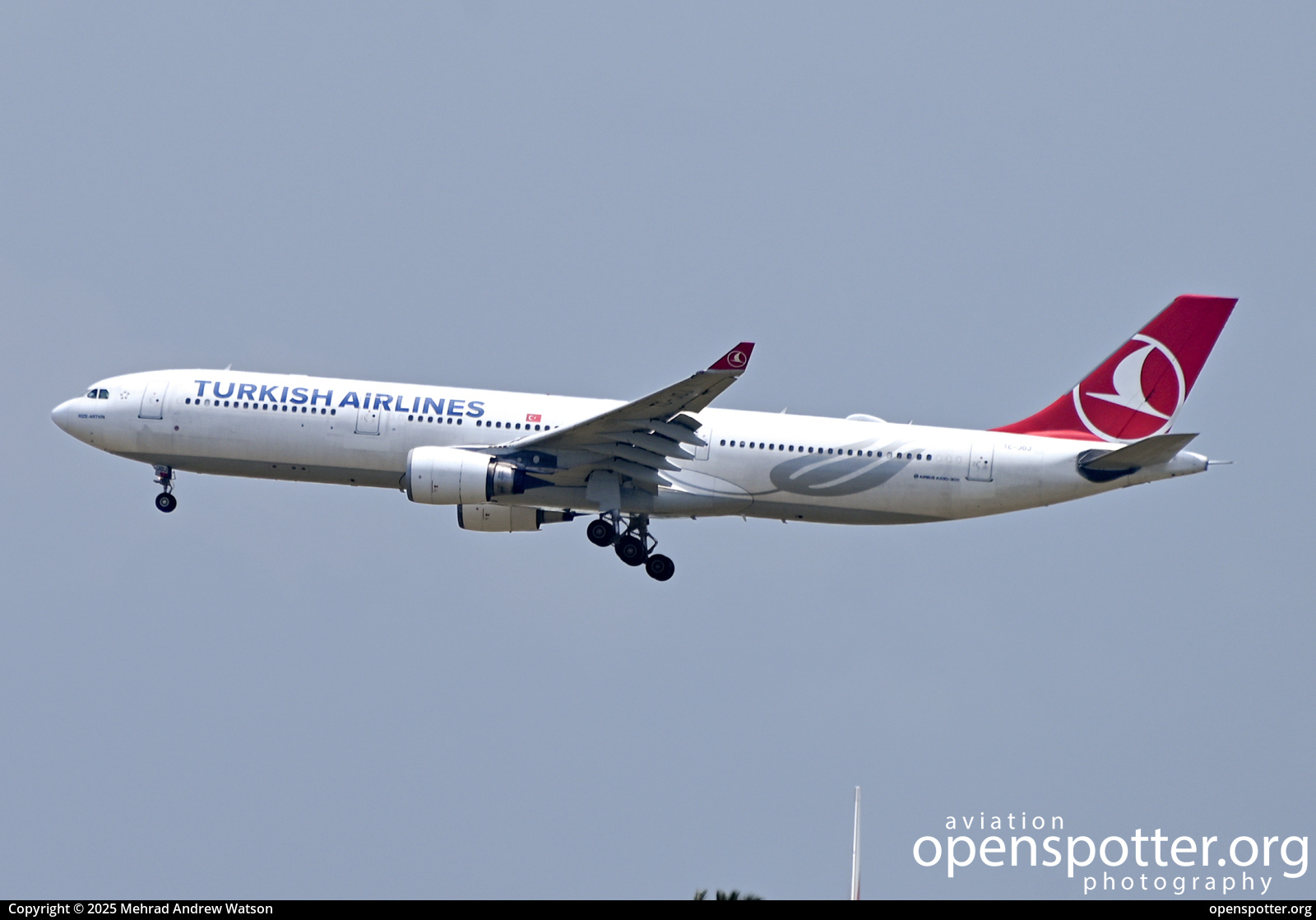 TC-JOJ - Turkish Airlines Airbus A330-303 at Malé International Airport (MLE/VRMM) taken by Mehrad Andrew Watson | openspotter.org | ID: 90470