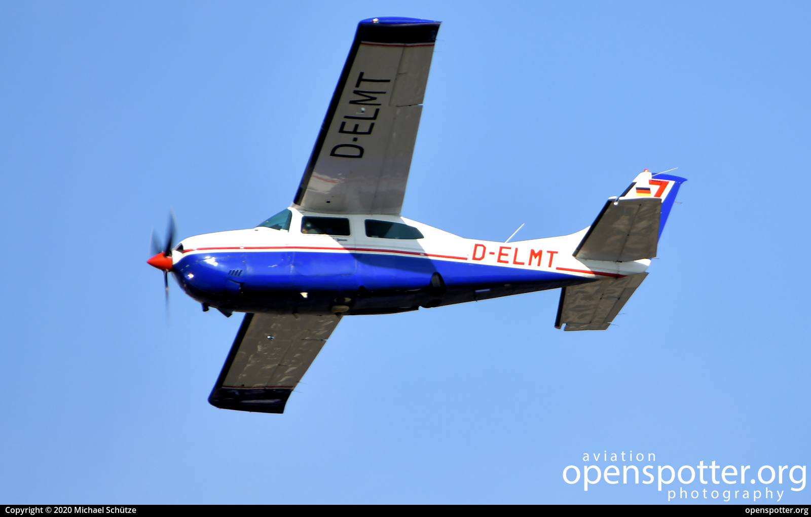 D-ELMT - Private / Untitled Cessna 210N Turbo Centurion II at Berlin-Tegel Airport (TXL/EDDT) taken by Michael Schütze | openspotter.org | ID: 71197