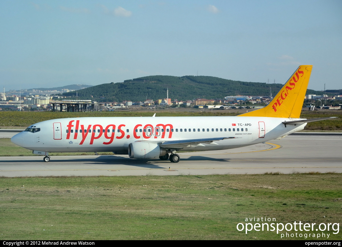 TC-APD - Pegasus Boeing 737-42R at Sabiha Gökçen International Airport (SAW/LTFJ) taken by Mehrad Andrew Watson | openspotter.org | ID: 5212