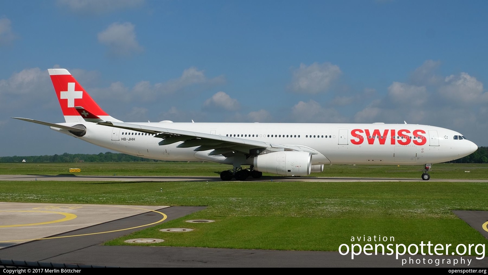 HB-JHH - Swiss Airbus A330-343X at Hanover-Langenhagen Airport (HAJ/EDDV) taken by Merlin Böttcher | openspotter.org | ID: 42801