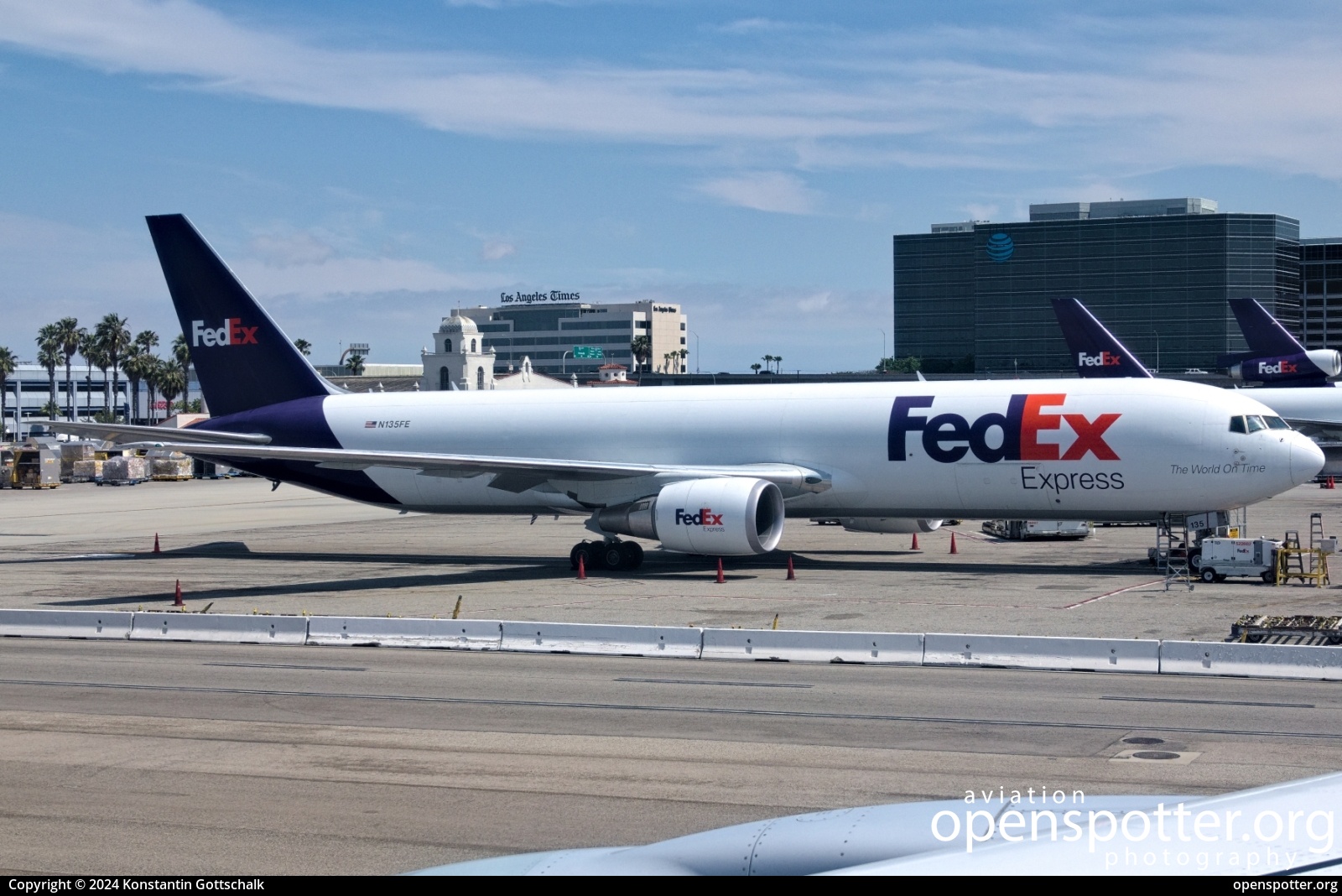 N135FE - Federal Express Boeing 767-3S2F(ER) at Los Angeles International Airport (LAX/KLAX) taken by Konstantin Gottschalk | openspotter.org | ID: 88548