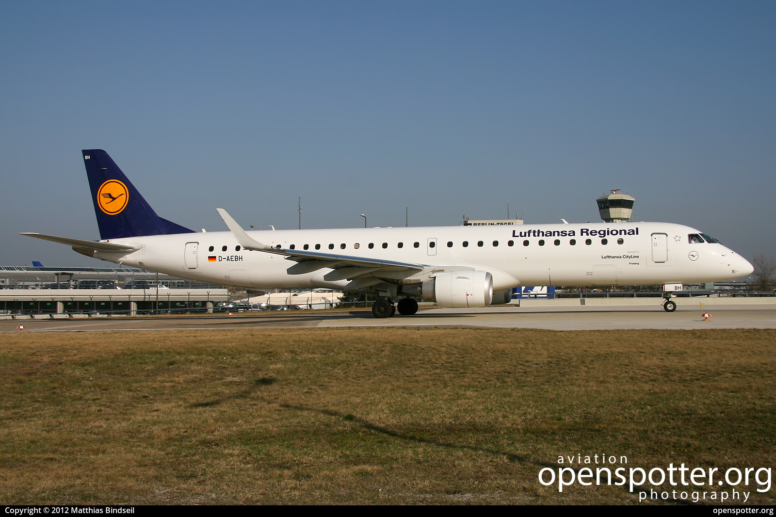 D-AEBH - Lufthansa CityLine Embraer ERJ-195LR (ERJ-190-200 LR) at Berlin-Tegel Airport (TXL/EDDT) taken by Matthias Bindseil | openspotter.org | ID: 42672