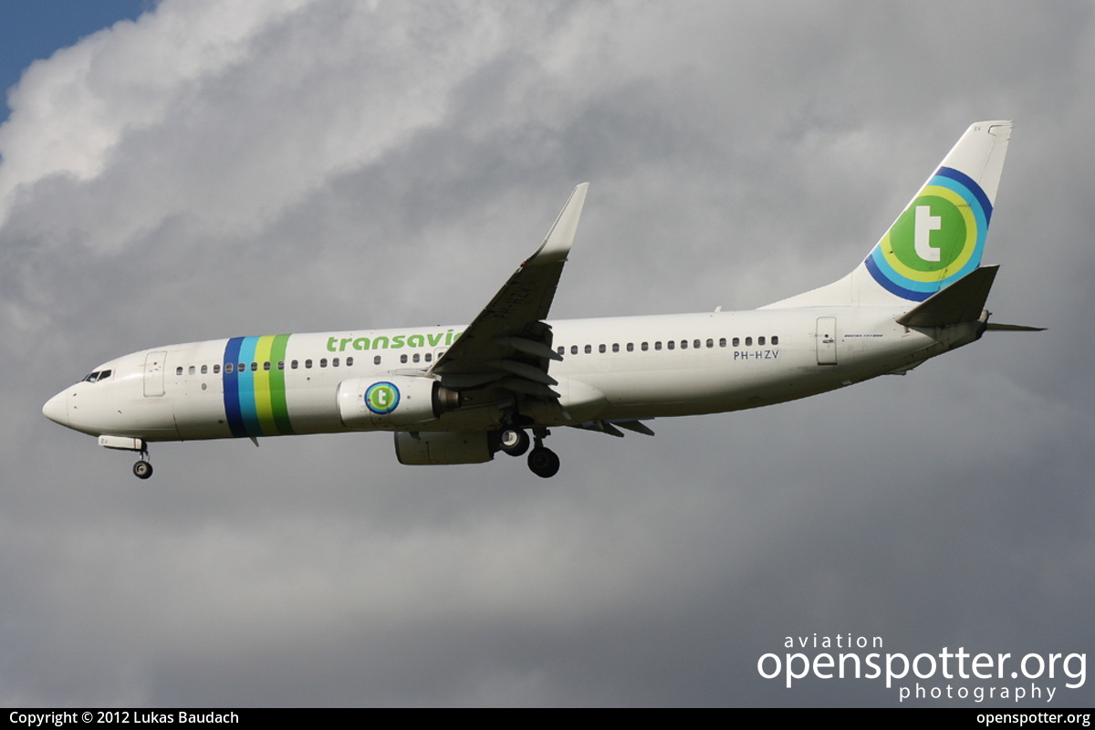 PH-HZV - Transavia Boeing 737-8K2(WL) at Schiphol Airport (AMS/EHAM) taken by Lukas Baudach | openspotter.org | ID: 4613