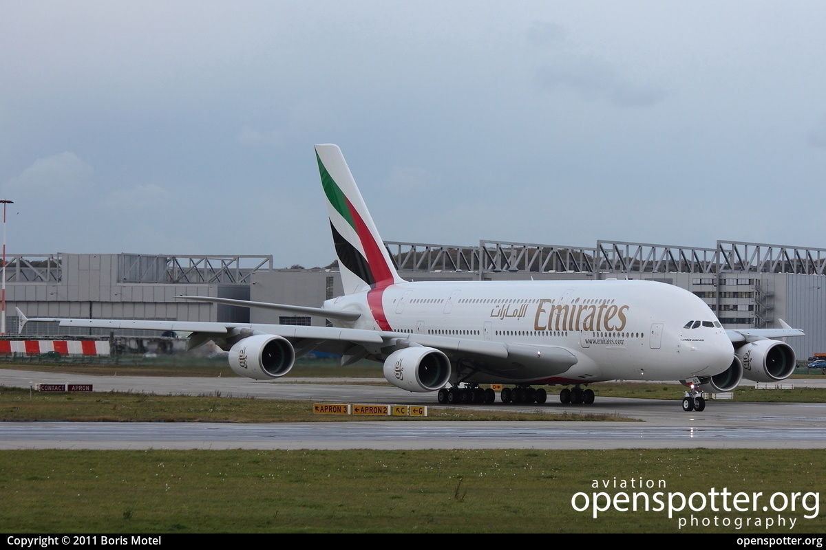 A6-EDQ - Emirates Airbus A380-861 at Hamburg Finkenwerder Airport (XFW/EDHI) taken by Boris Motel | openspotter.org | ID: 1785