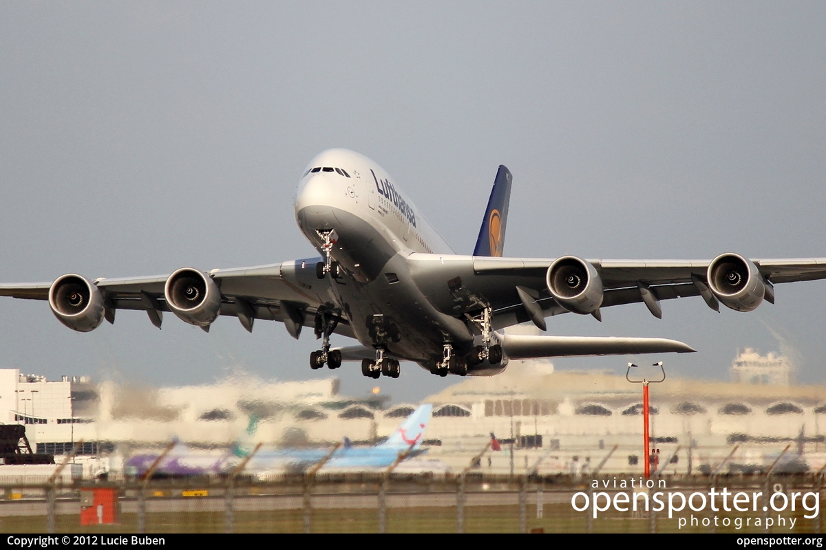 D-AIMC - Lufthansa Airbus A380-841 at Frankfurt International Airport (FRA/EDDF) taken by Lucie Buben | openspotter.org | ID: 4726