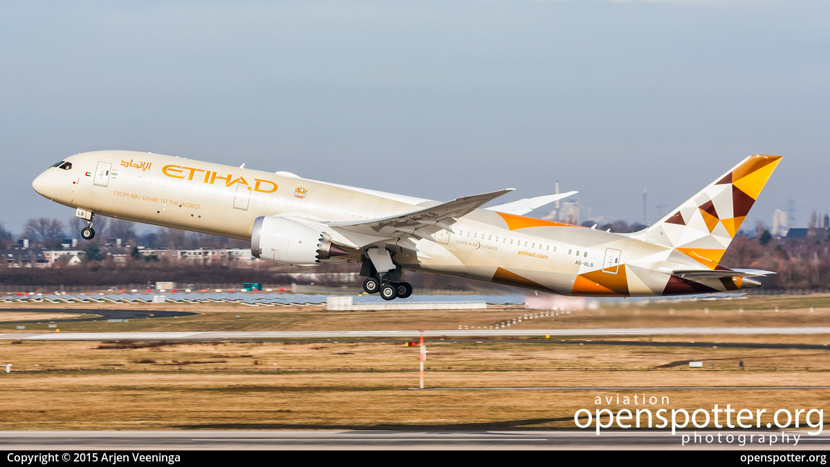 A6-BLB - Etihad Airways Boeing 787-9 Dreamliner at Düsseldorf International Airport (DUS/EDDL) taken by Arjen Veeninga | openspotter.org | ID: 38582