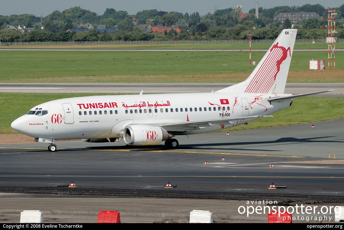 TS-IOI - Tunisair Boeing 737-5H3 at Berlin-Tegel Airport (TXL/EDDT) taken by Eveline Tscharntke | openspotter.org | ID: 1076