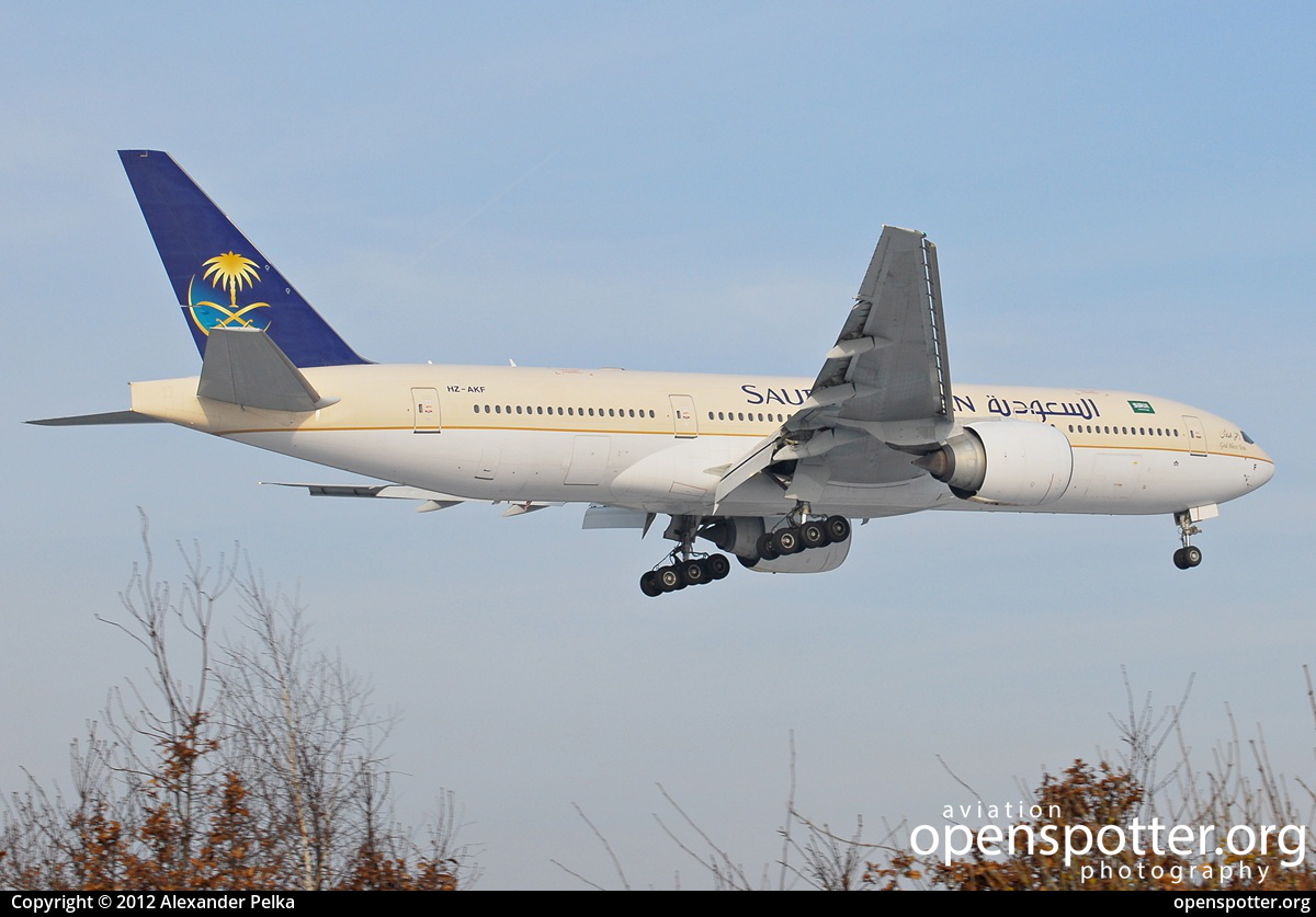 HZ-AKF - Saudi Arabian Airlines Boeing 777-268(ER) at Berlin-Tegel Airport (TXL/EDDT) taken by Alexander Pelka | openspotter.org | ID: 9343