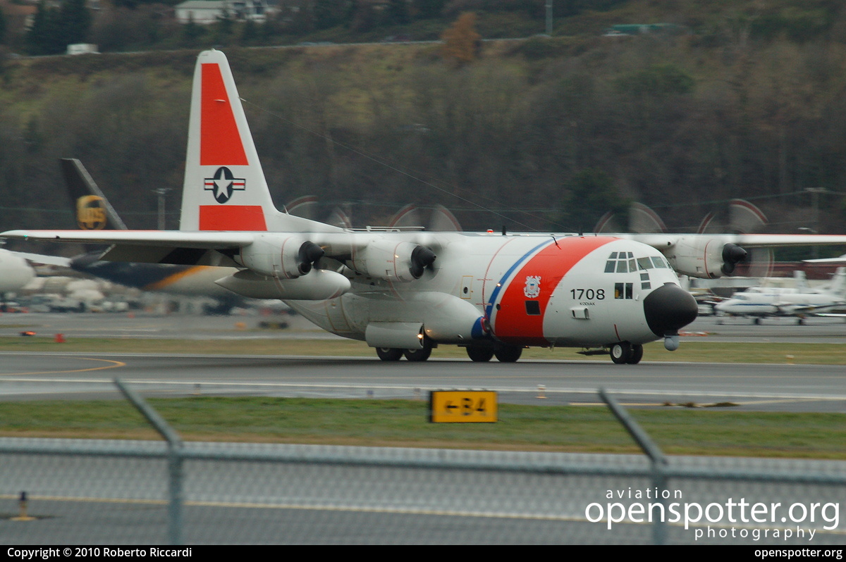 1708 - United States Coast Guard Auxiliary Lockheed HC-130H  Hercules at Boeing Field/King County International Airport (BFI/KBFI) taken by Roberto Riccardi | openspotter.org | ID: 3100