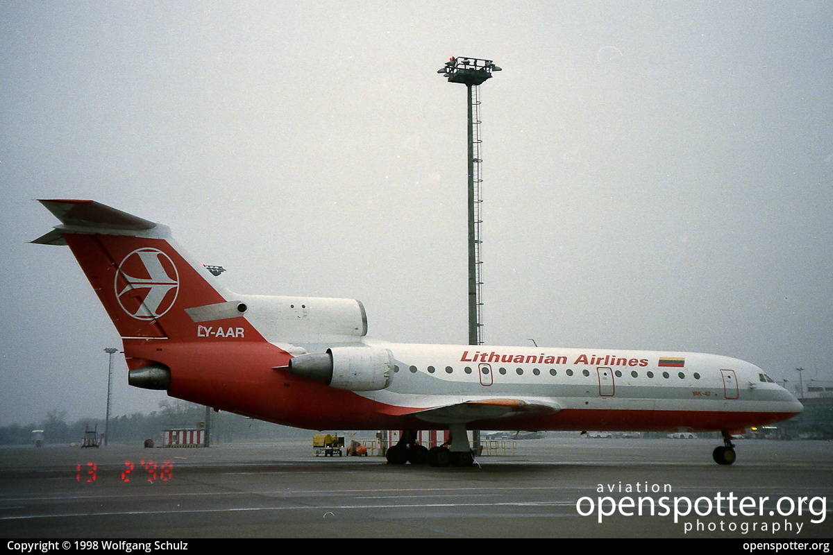 LY-AAR - Lithuanian Airlines Yakovlev Yak-42D at Berlin-Schönefeld International Airport (SXF/EDDB) taken by Wolfgang Schulz | openspotter.org | ID: 2133