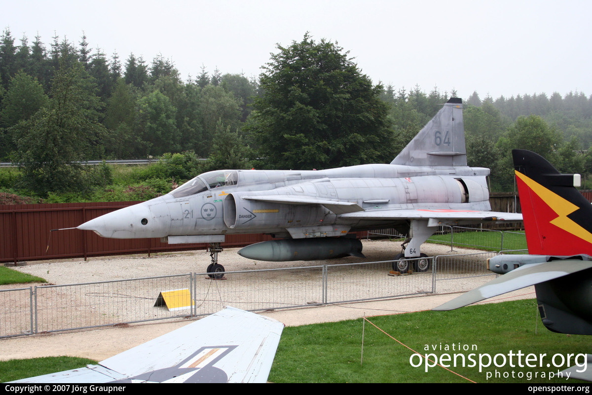 64 - Sweden - Air Force Saab AJSF37 Viggen at off airport taken by Jörg Graupner | openspotter.org | ID: 28997