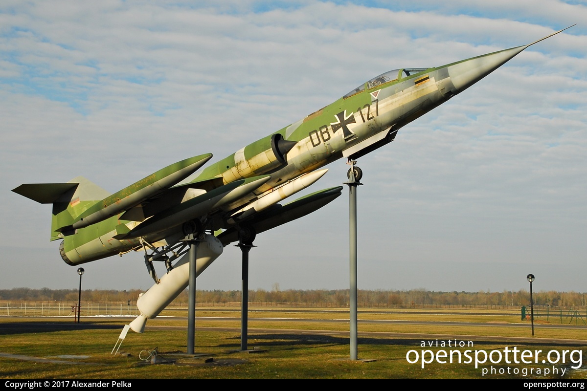 DB+127 - Luftwaffe (German Air Force) Lockheed F-104G Starfighter at RAF Gatow (GWW/EDBG) taken by Alexander Pelka | openspotter.org | ID: 37575