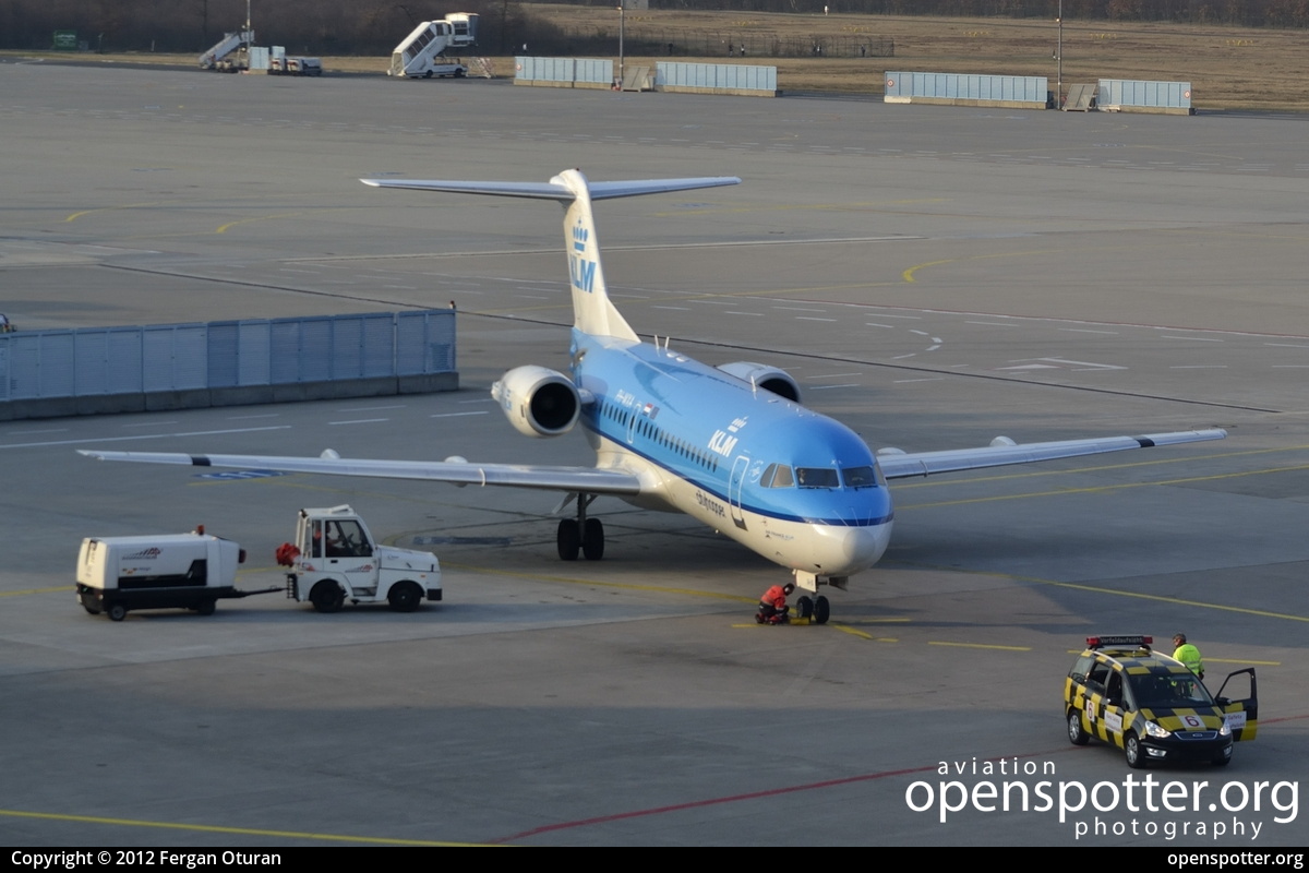PH-WXA - KLM Cityhopper Fokker F70 at Cologne Bonn Airport (Köln/Bonn - Konrad Adenauer) (CGN/EDDK) taken by Fergan Oturan | openspotter.org | ID: 2739