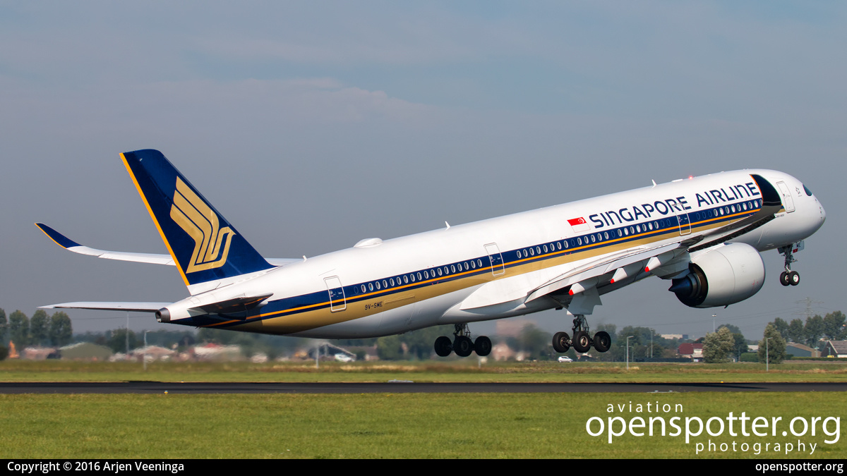 9V-SME - Singapore Airlines Airbus A350-941 at Schiphol Airport (AMS/EHAM) taken by Arjen Veeninga | openspotter.org | ID: 38351
