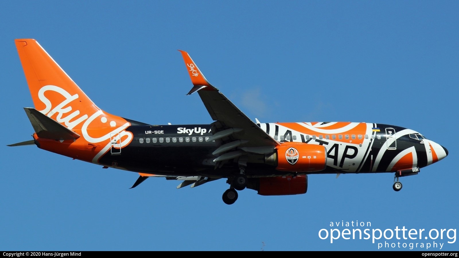 UR-SQE - Skyup Airlines Boeing 737-75C at Berlin-Tegel Airport (TXL/EDDT) taken by Hans-Jürgen Mind | openspotter.org | ID: 68291