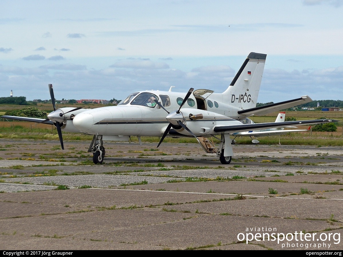 D-IPCG - Aerowest Cessna 425 Conquest I at Flughafen Sylt (GWT/EDXW) taken by Jörg Graupner | openspotter.org | ID: 45134