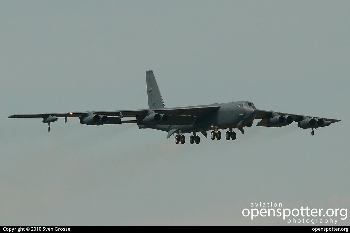 61-0008 - US Airforce (USAF) Boeing B-52H at Berlin-Schönefeld International Airport (SXF/EDDB) taken by Sven Grosse | openspotter.org | ID: 34502