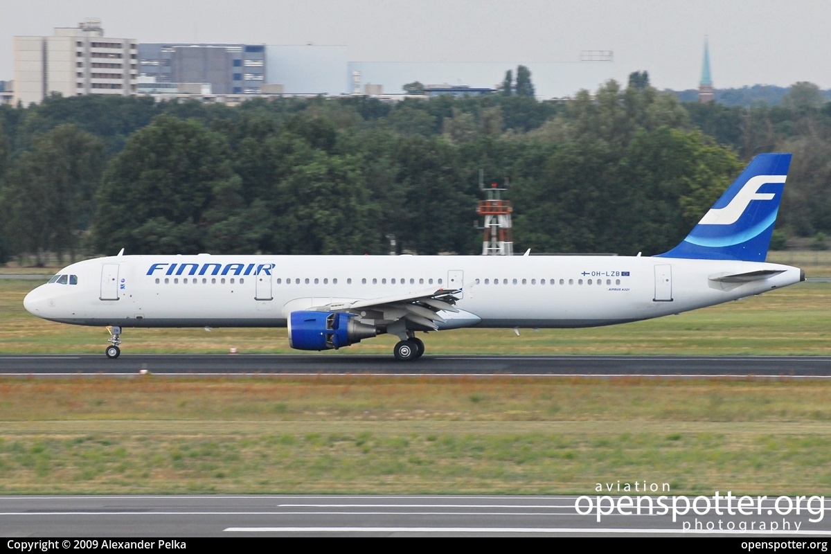 OH-LZB - Finnair Airbus A321-211 at Berlin-Tegel Airport (TXL/EDDT) taken by Alexander Pelka | openspotter.org | ID: 39626