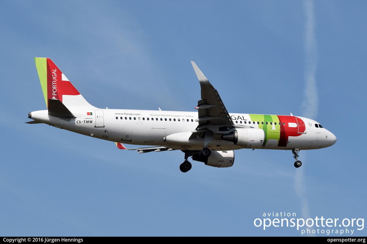 CS-TMW - TAP - Air Portugal Airbus A320-214 at Berlin-Schönefeld International Airport (SXF/EDDB) taken by Jürgen Hennings | openspotter.org | ID: 31999