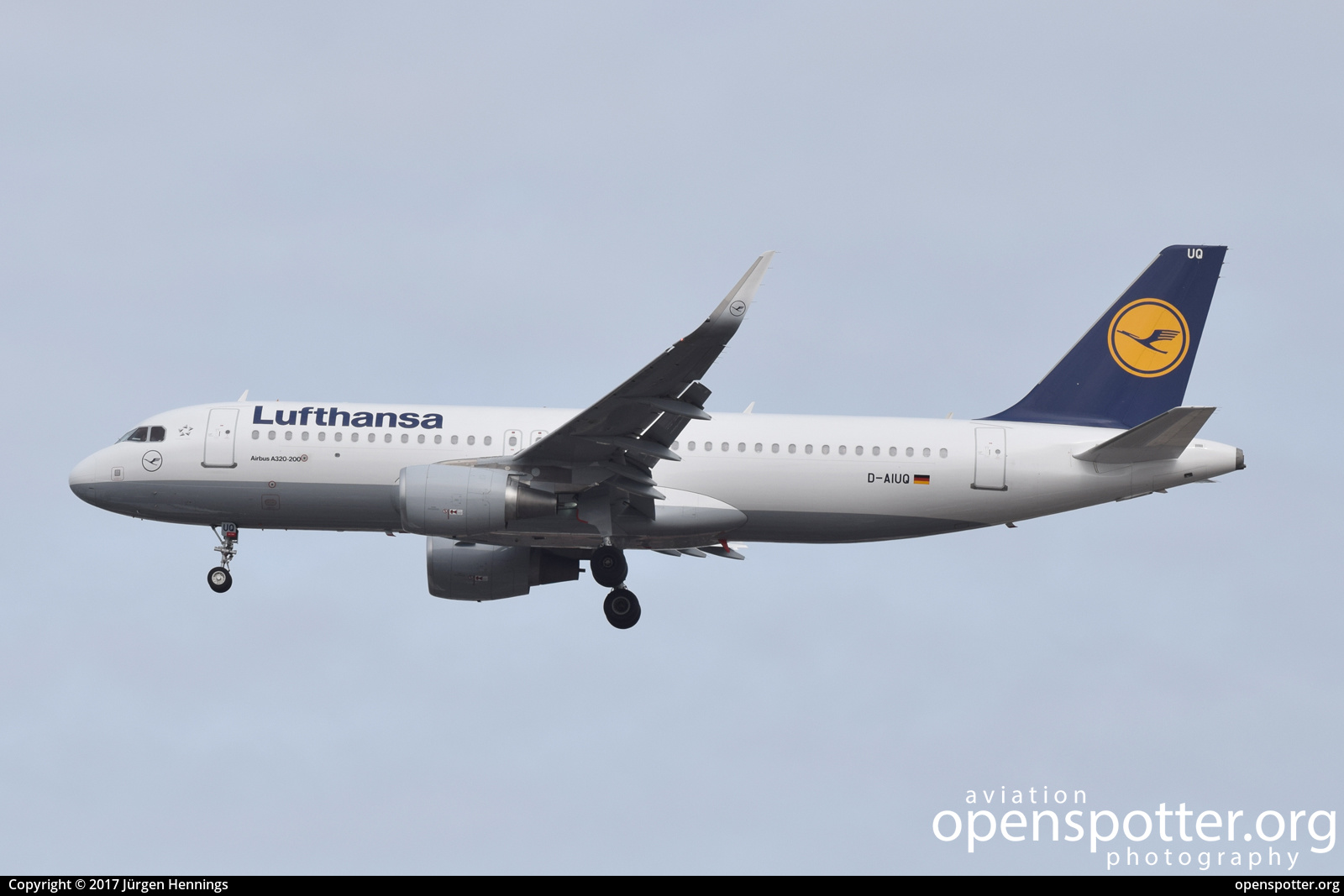 D-AIUQ - Lufthansa Airbus A320-214(WL) at Berlin-Tegel Airport (TXL/EDDT) taken by Jürgen Hennings | openspotter.org | ID: 42224