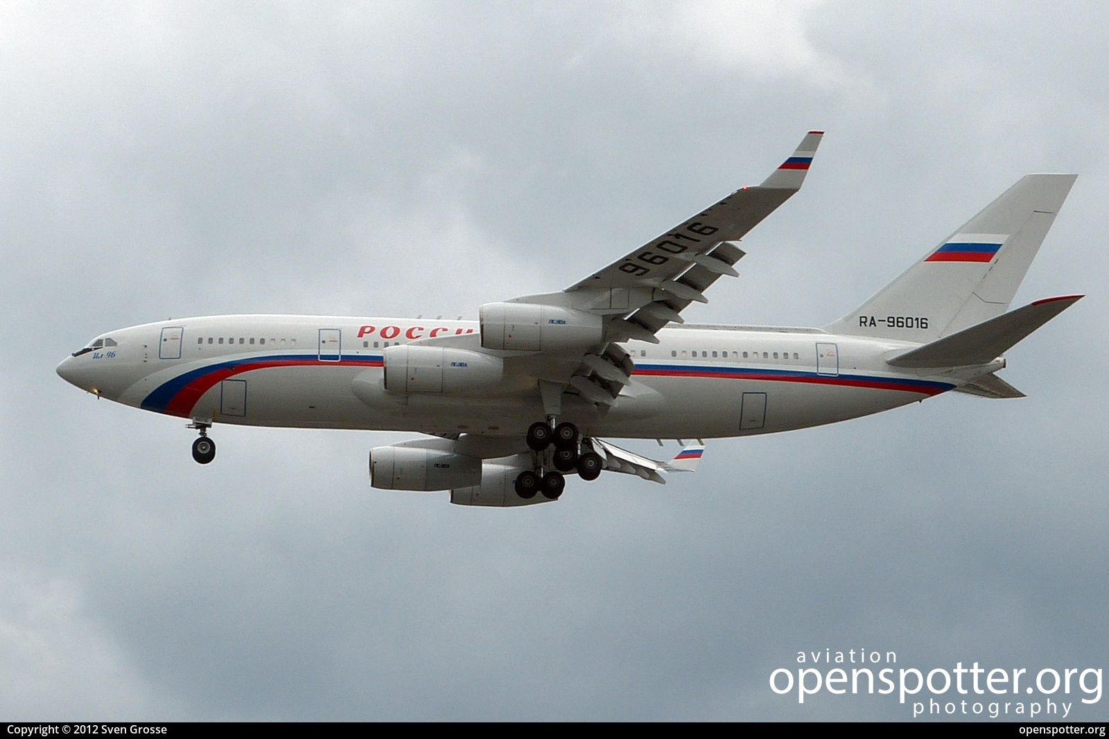 RA-96016 - Rossiya - Special Flight Detachment Ilyushin Il-96-300PU at Berlin-Tegel Airport (TXL/EDDT) taken by Sven Grosse | openspotter.org | ID: 48674