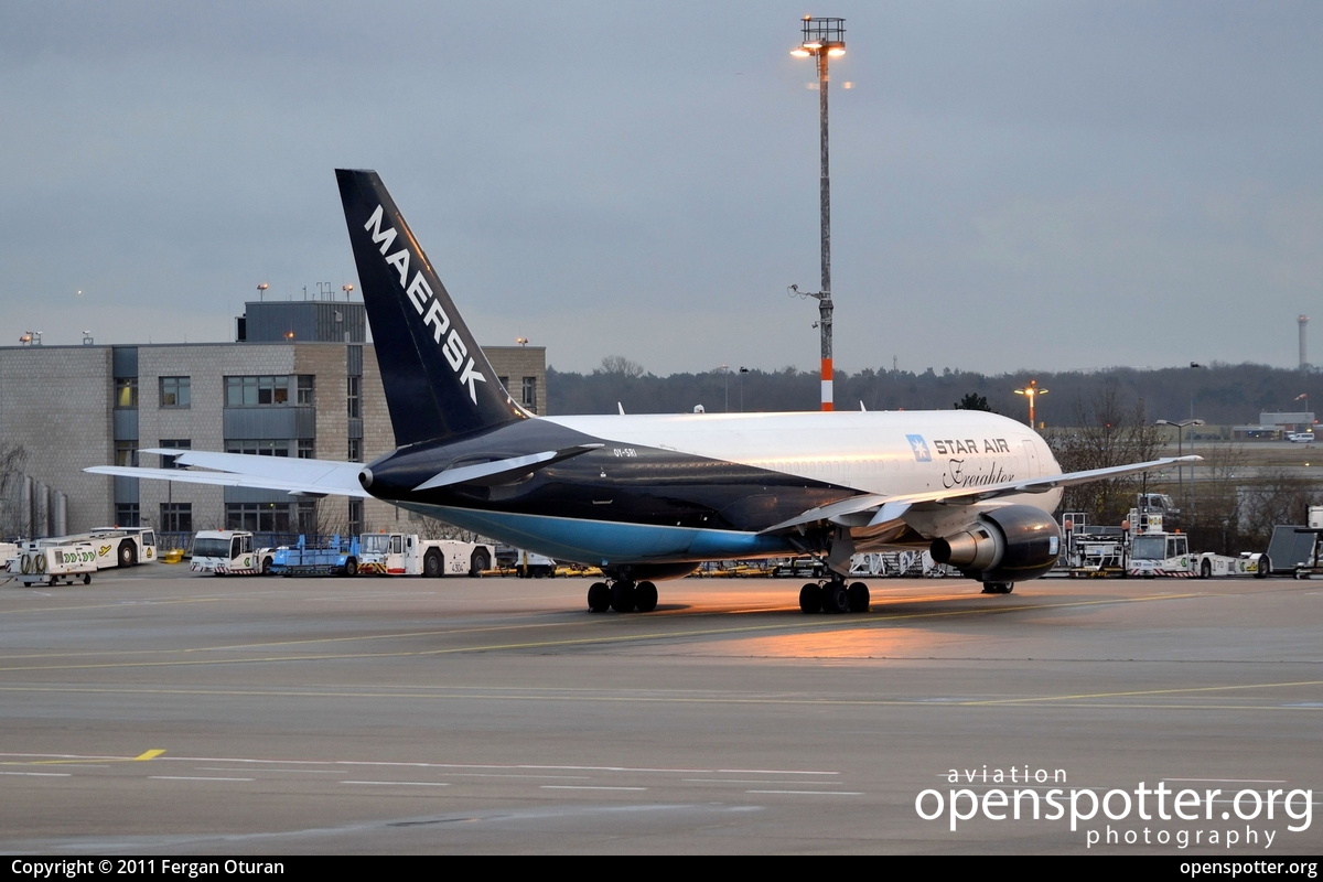 OY-SRI - Star Air Boeing 767-25E(BDSF) at Cologne Bonn Airport (Köln/Bonn - Konrad Adenauer) (CGN/EDDK) taken by Fergan Oturan | openspotter.org | ID: 2771