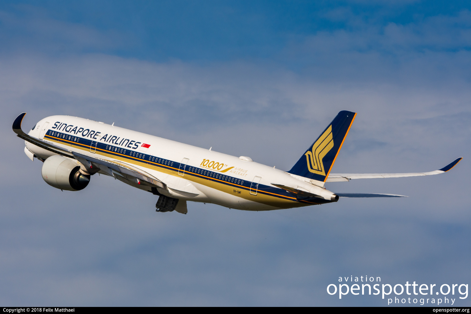 9V-SMF - Singapore Airlines Airbus A350-941 at Düsseldorf International Airport (DUS/EDDL) taken by Felix Matthaei | openspotter.org | ID: 56646