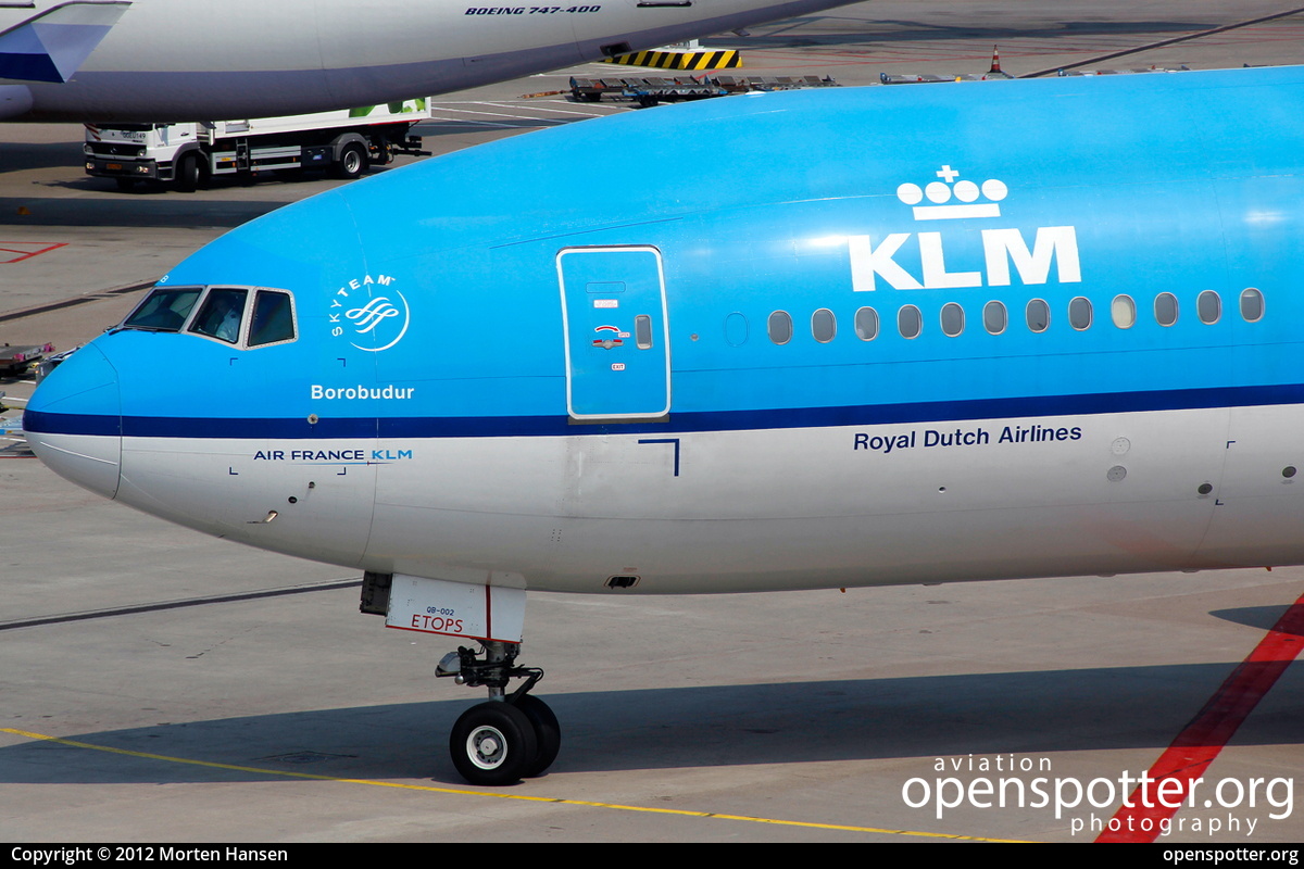 PH-BQB - KLM Royal Dutch Airlines Boeing 777-206(ER) at Schiphol Airport (AMS/EHAM) taken by Morten Hansen | openspotter.org | ID: 4718