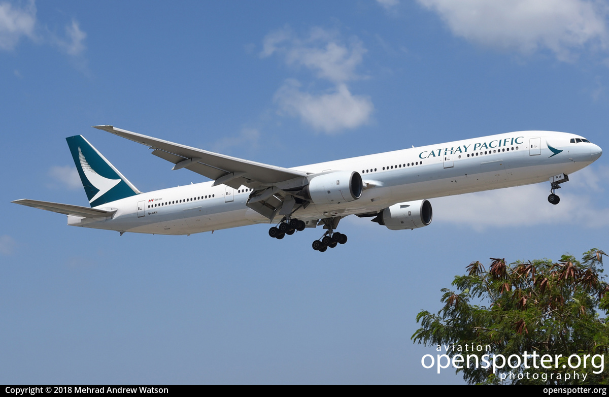 B-HNH - Cathay Pacific Boeing 777-367 at Ninoy Aquino International Airport / Villamor Airbase (MNL/RPLL) taken by Mehrad Andrew Watson | openspotter.org | ID: 54201