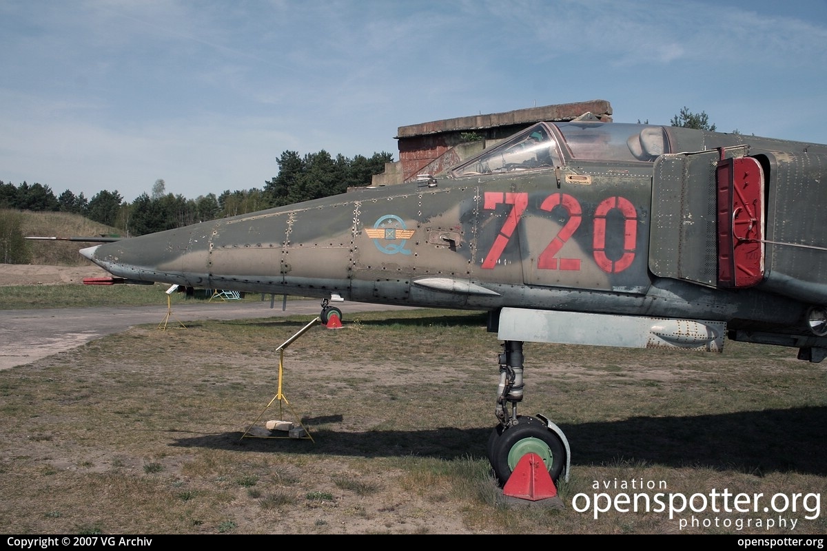 720 - Luftstreitkräfte der DDR (East German Air Force) Mikoyan-Gurevich MiG-23BN Flogger-H at off airport (German Democratic Republic) (YYY/YYYY) taken by VG Archiv | openspotter.org | ID: 70367