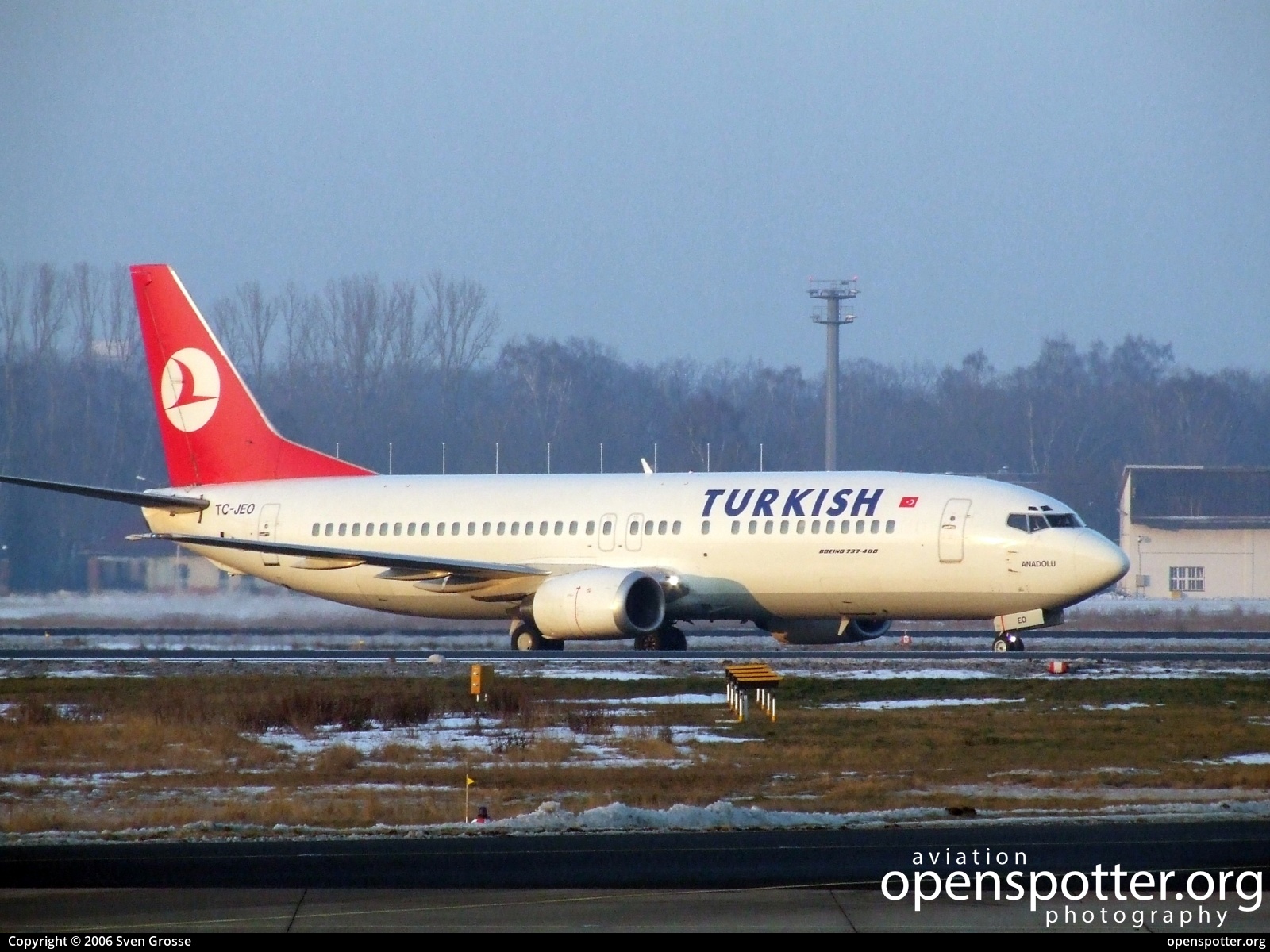 TC-JEO - Turkish Airlines Boeing 737-4Q8 at Berlin-Tegel Airport (TXL/EDDT) taken by Sven Grosse | openspotter.org | ID: 52387