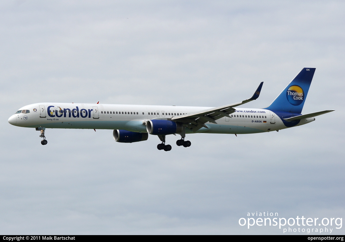 D-ABOK - Condor Boeing 757-330(WL) at Berlin-Schönefeld International Airport (SXF/EDDB) taken by Maik Bartschat | openspotter.org | ID: 1887