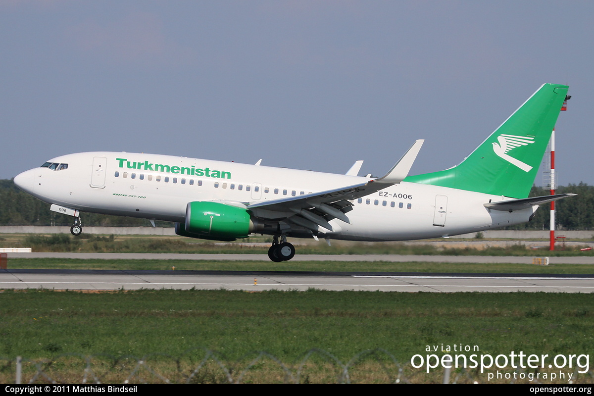 EZ-A006 - Turkmenistan Airlines Boeing 737-72K(WL) at Domodedovo International Airport (DME/UUDD) taken by Matthias Bindseil | openspotter.org | ID: 2597