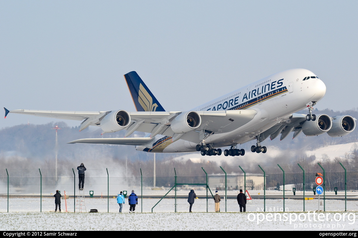 9V-SKP - Singapore Airlines Airbus A380-841 at Zurich International Airport (ZRH/LSZH) taken by Samir Schwarz | openspotter.org | ID: 4000